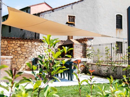 Saill waterproof - high quality shade sail for all seasons