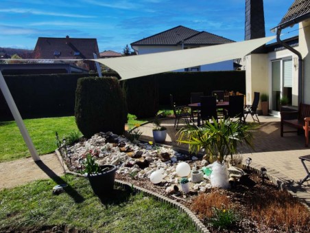 EasyShade Waterproof Shade Sail With Seamed Seals