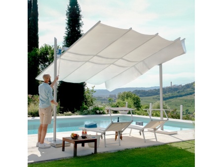 Maistra: the first retractable, tilting and height-adjustable canopy