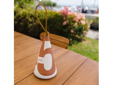 Cala - The lamp that lights up the atmosphere