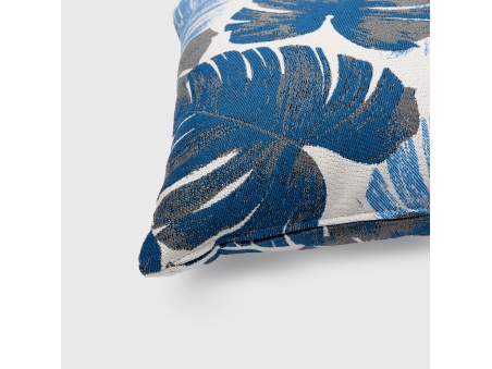 Marra: Waterproof Outdoor Pillow with Soft Padding | Maanta