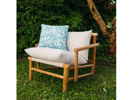 Marra: Waterproof Outdoor Pillow with Soft Padding | Maanta