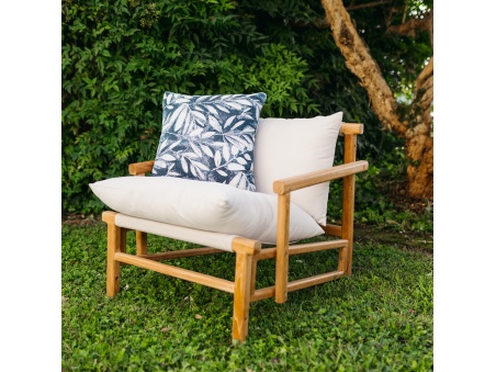 Marra: Waterproof Outdoor Pillow with Soft Padding | Maanta