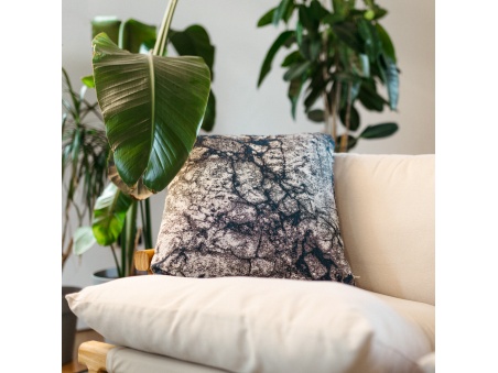 Marra: Waterproof Outdoor Pillow with Soft Padding | Maanta