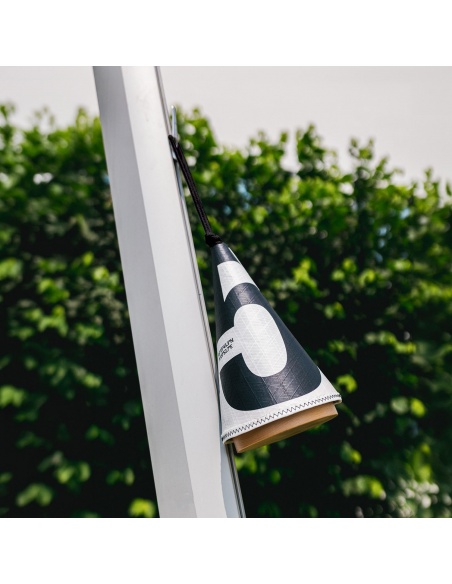 Cala Lamp: Nautical Design, Adjustable Light, 143 Hours of Autonomy