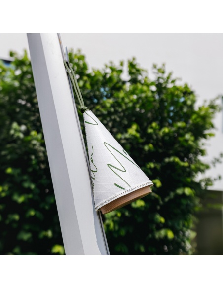 Cala Lamp: Nautical Design, Adjustable Light, 143 Hours of Autonomy