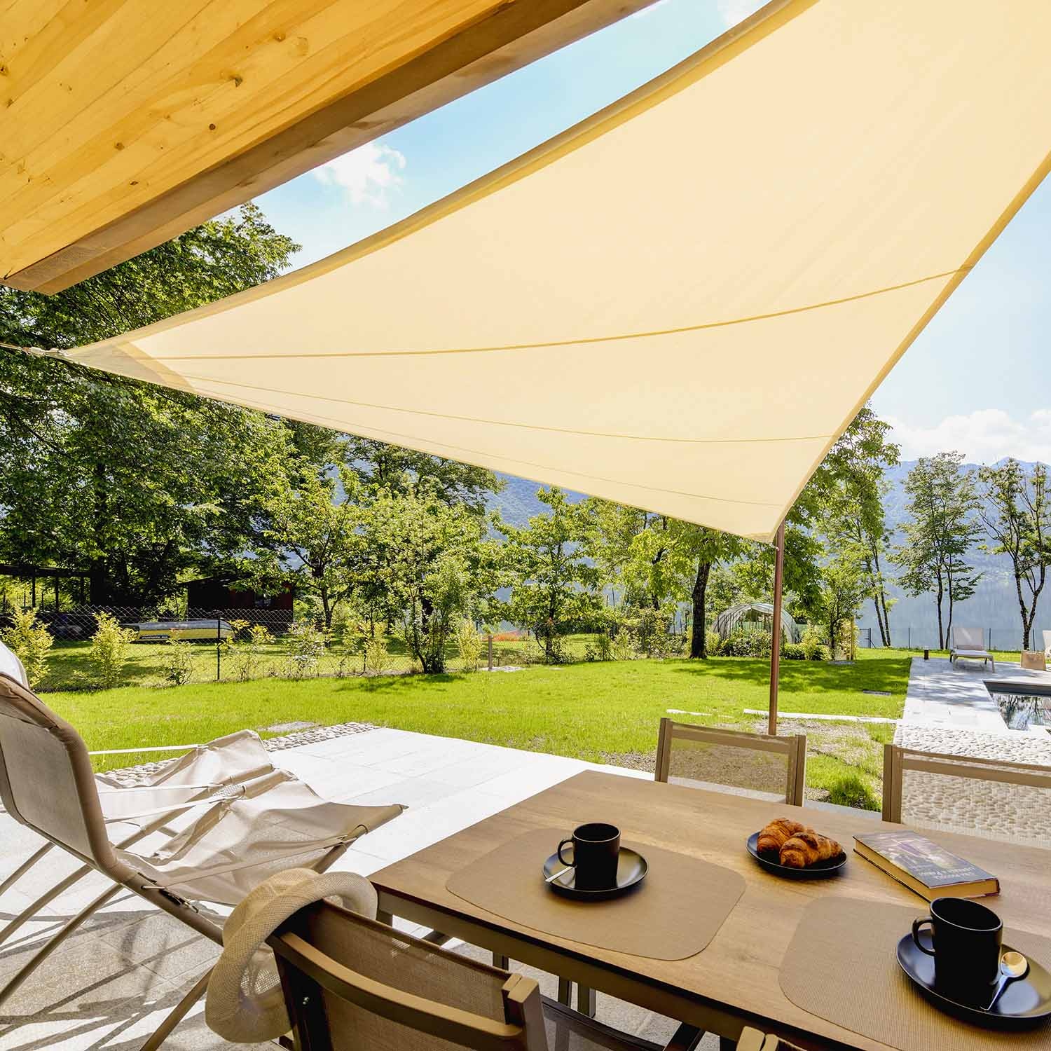 Solaria waterproof - our best radial cut shade sail Solaria waterproof - our best radial cut shade sail