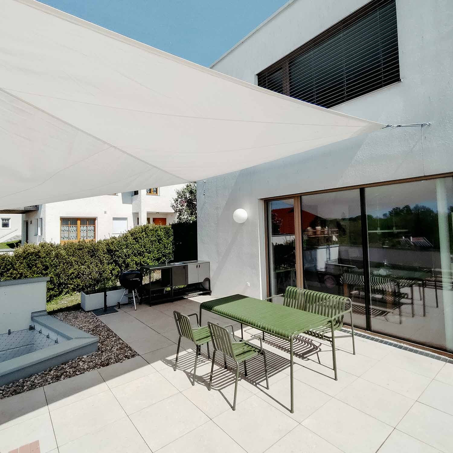 Solaria waterproof - our best radial cut shade sail Solaria waterproof - our best radial cut shade sail