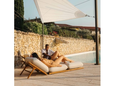 Zefira Motorised Roll-Up Shade Sail: Freedom Without Limits