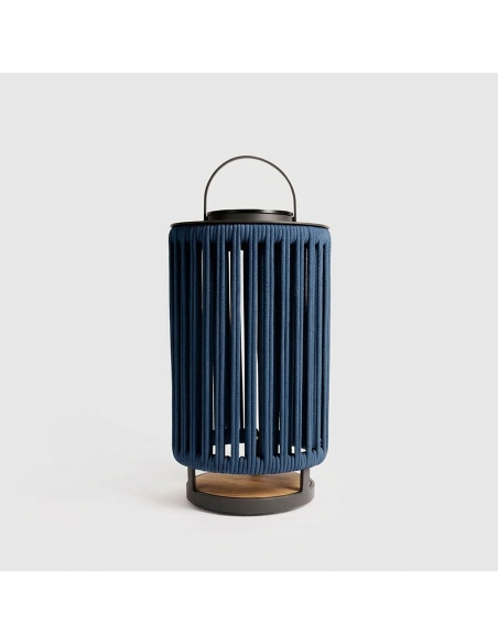 Marinea: Outdoor Lamp in Braided Rope