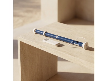 Motor + remote control for roller shades - Automate your roller shades with one click