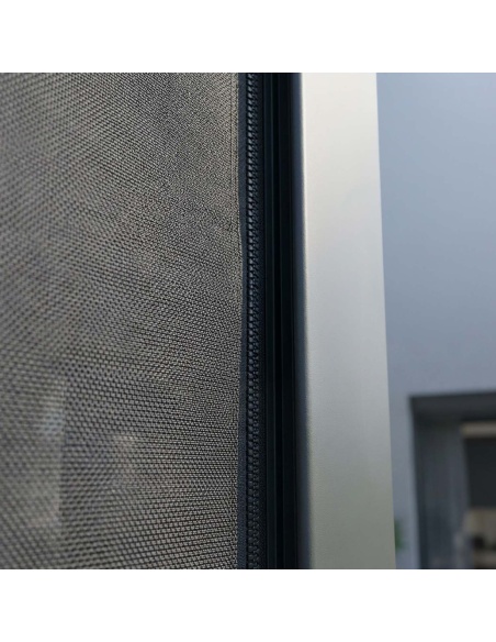 Manual Zip Screen - Zip screen for Lyra T6 pergola