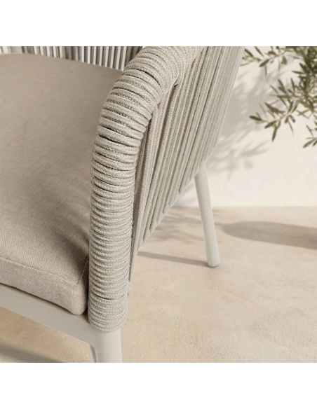 Liara: Outdoor Chair in Anti-UV Olefin Rope