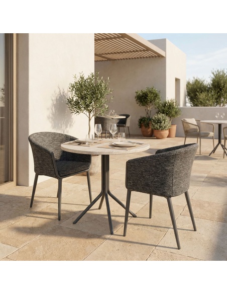 Mitara: Outdoor Dining Armchair in Solution-Dyed Fabric
