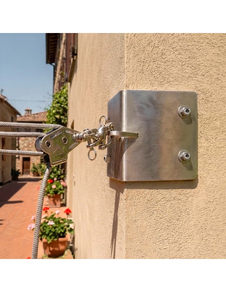 Landa: Stainless Steel Outside Corner Bracket for Shade Sails